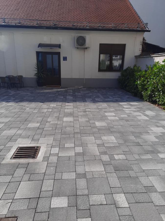 Albert Home Karlovac Exterior foto